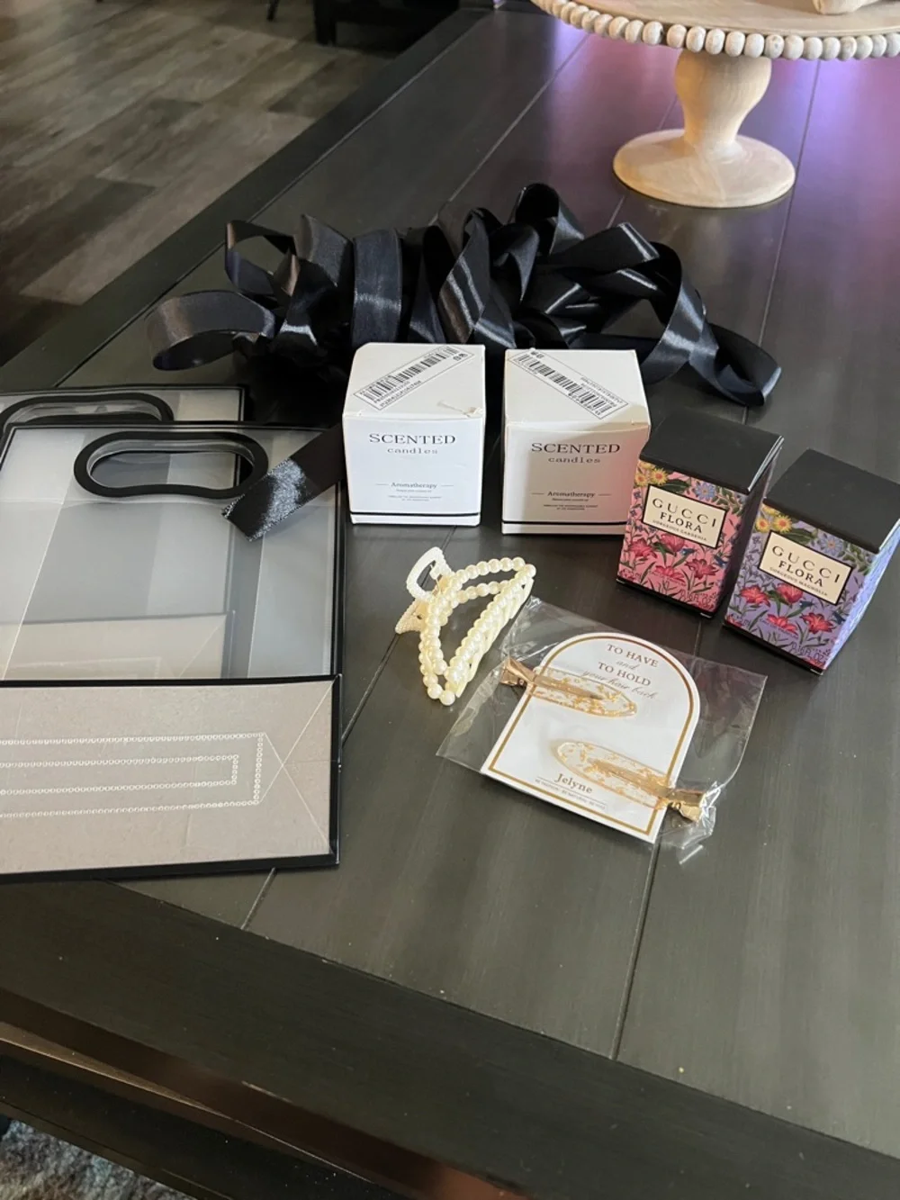 Bundle Set (includes 2 Gucci Flora perfumes 5 ml) - Picture 2 of 10